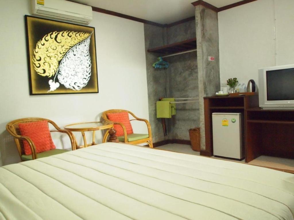 Baan Sala Lung Dam Hotel Бофут Екстериор снимка