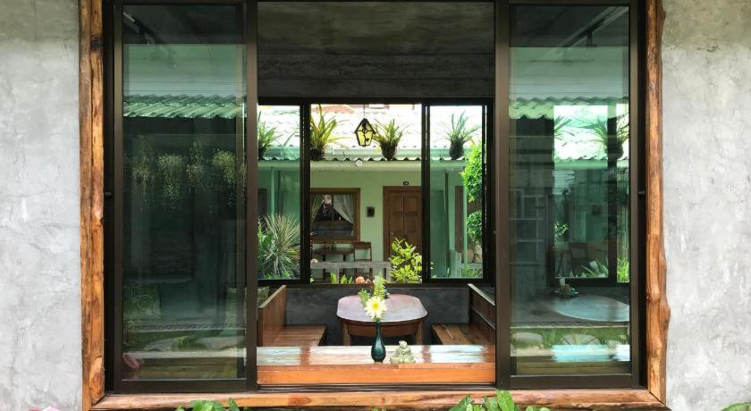 Baan Sala Lung Dam Hotel Бофут Екстериор снимка
